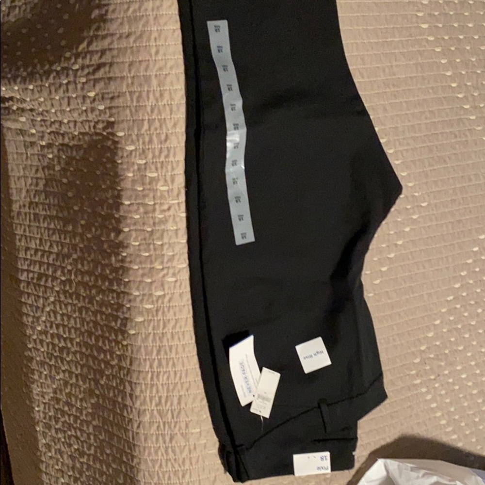 Old navy Pixie black pant size 18